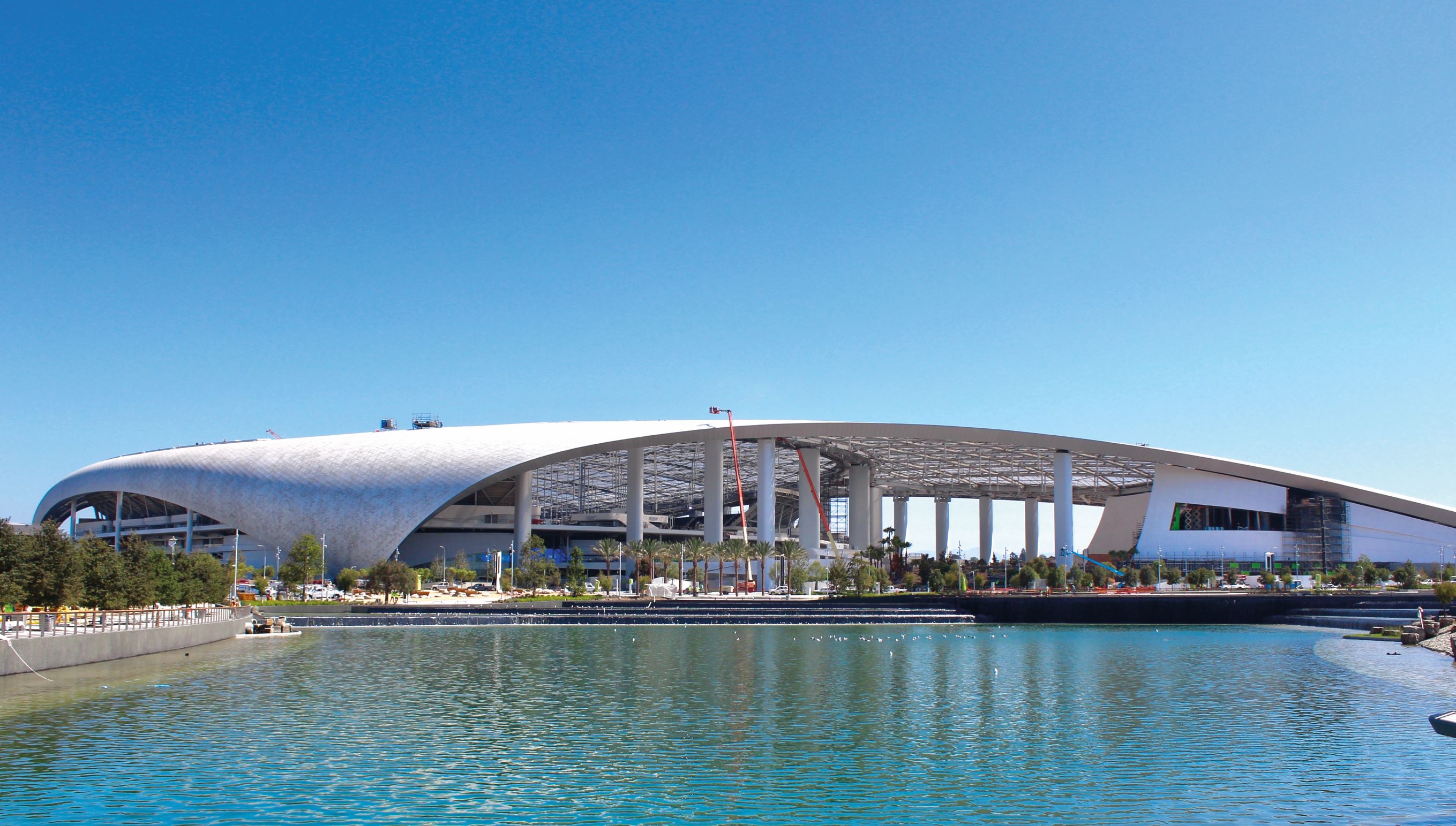 Next-Gen Stadiums: SOFI STADIUM 未來系體育場 - 全美最大橄欖球場