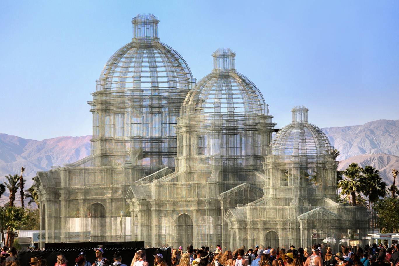 EDOARDO TRESOLDI 金屬編織幻術 幽靈建築的工程師